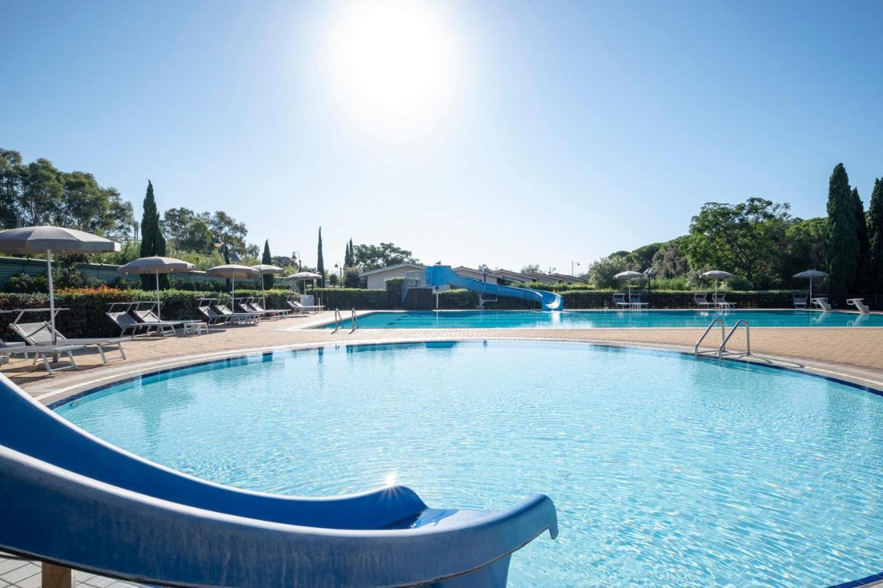 Villaggio Il Girasole ฟอลลอนนีกา ภายนอก รูปภาพ