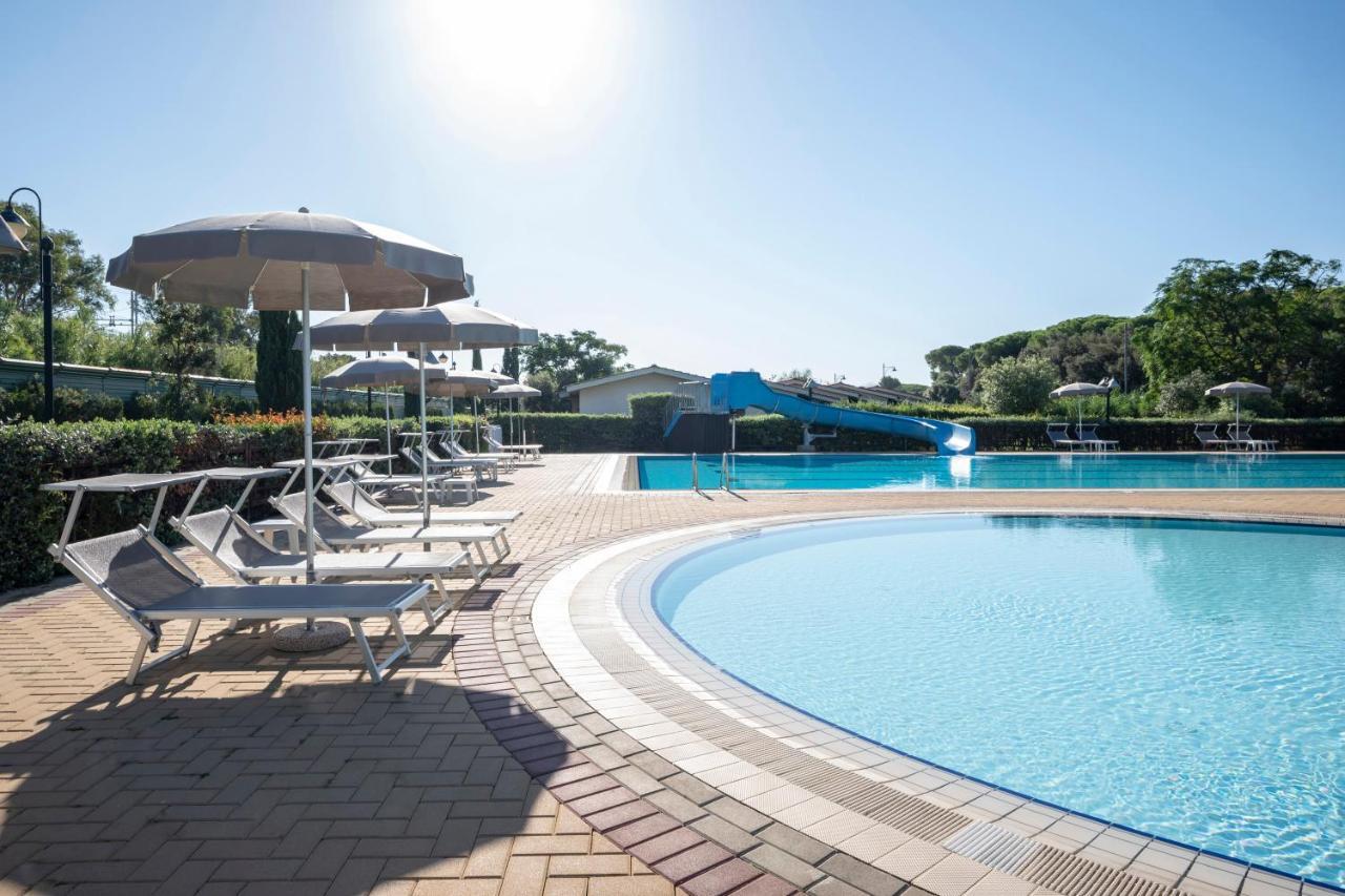 Villaggio Il Girasole ฟอลลอนนีกา ภายนอก รูปภาพ