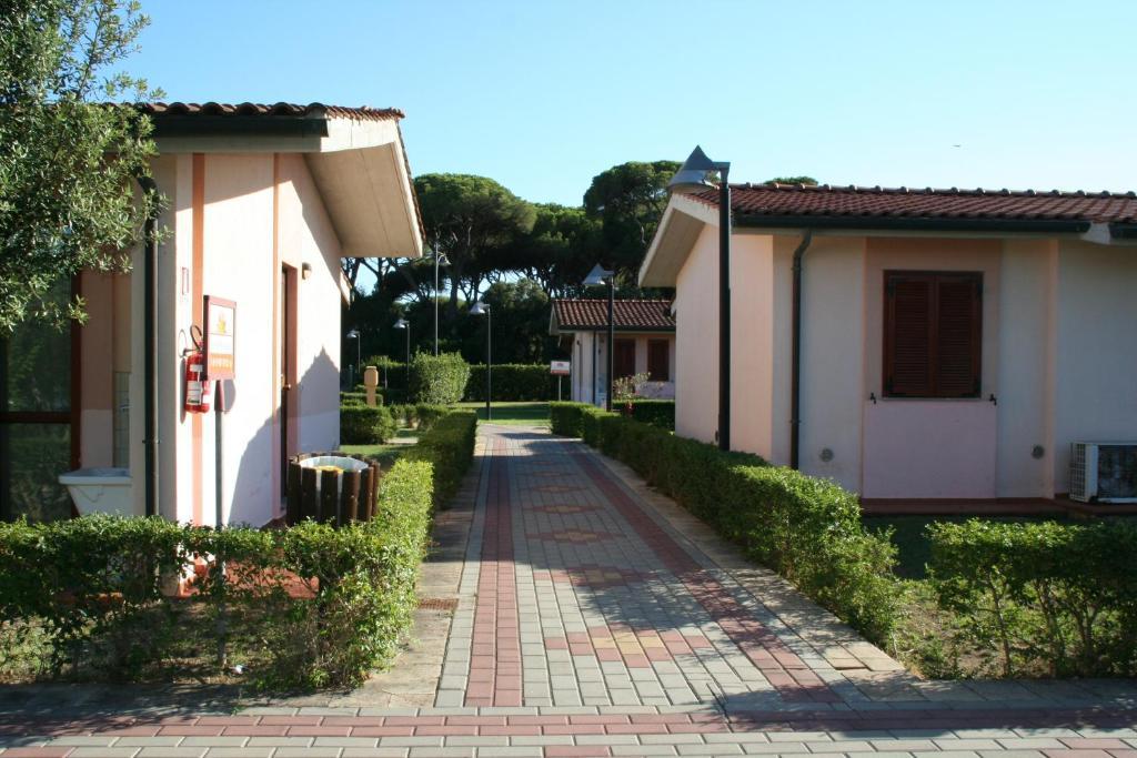 Villaggio Il Girasole ฟอลลอนนีกา ห้อง รูปภาพ
